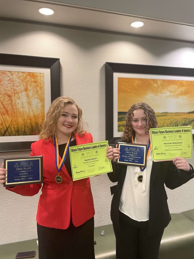 Congratulations to Hannah and Rachel for qualifying for FBLA NATIONALS!!!! We are so proud of you! 🏆🖤💛