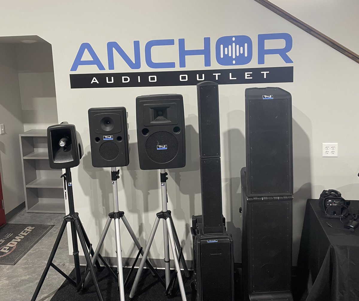 Honored to host @AnchorAudio today at Sideline Power HQ! Anchor sound systems enhance the spectator experience by clearly broadcasting PA announcements, referee calls, war songs, and sideline reports. For any PORTABLE Sound System needs visit our website ➡️