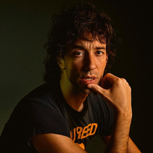 AcervoStrokes's tweet photo. Albert Hammond Jr faz 44 anos hoje 🥳 https://t.co/oxN2dyS5cU