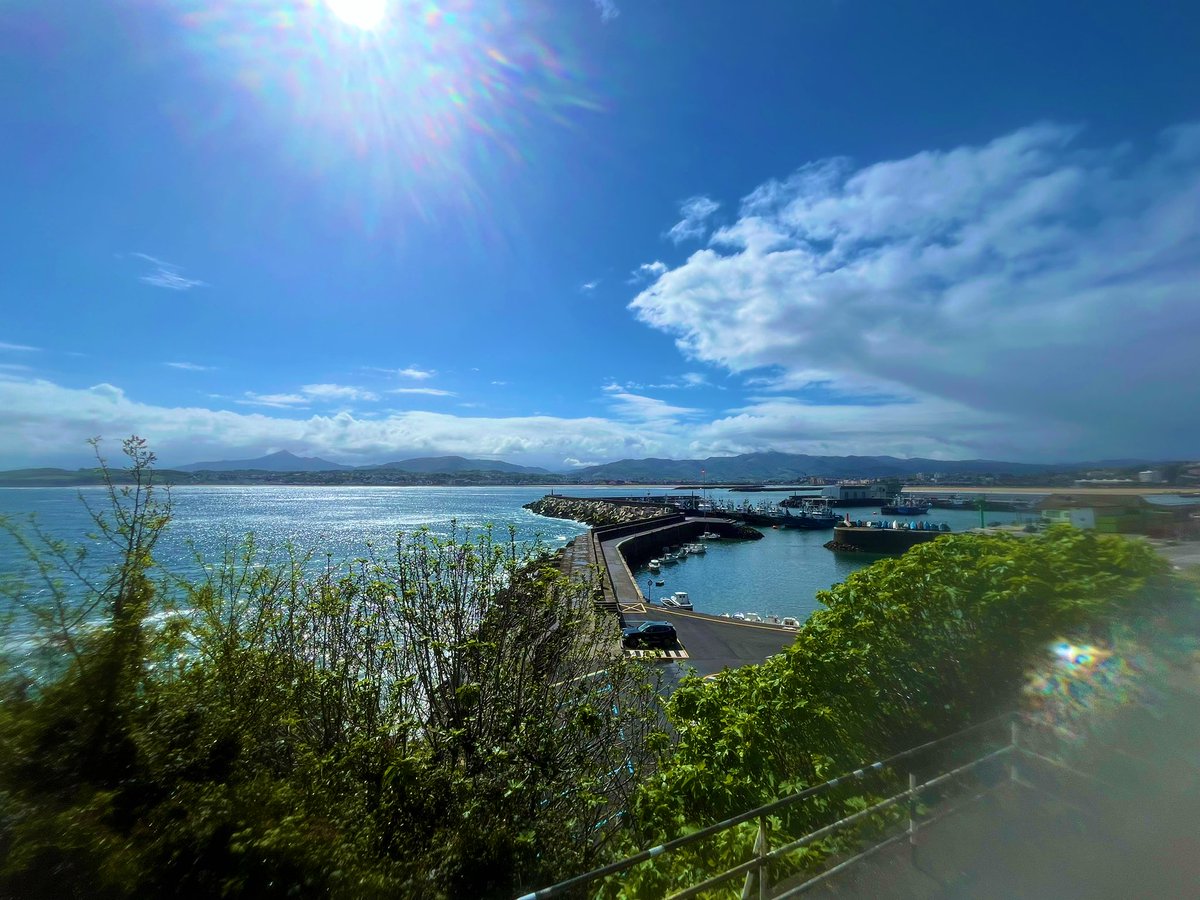 joseba__e's tweet image. 🇪🇺💧 #URAMUGA proeiktua abiatu dugu goizean #Hondarribia -n. Uraren mugazgaindiko kudeaketarako lankidetza indartzeko :
▫️Iturri berrien bilaketa mugan
▫️Araztegien uren kalitatea
▫️Sareen konponketa
▫️Gobernantza berria + datuak @HondarribiaUdal #txingudi @Adour_Garonne