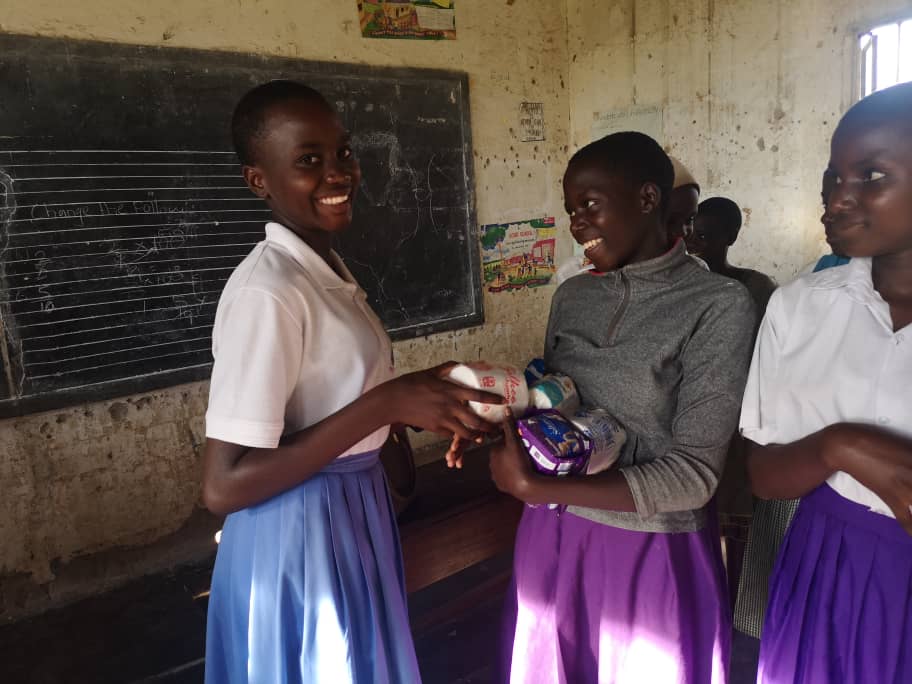 Huge thanks to our WOPI Ndejje members who recently visited a nearby primary school!

They distributed sanitary pads and led an educational session on girl hygiene.

#WOPINdejje #GirlPower #HygieneEducation #CommunityImpact #Women 1/1