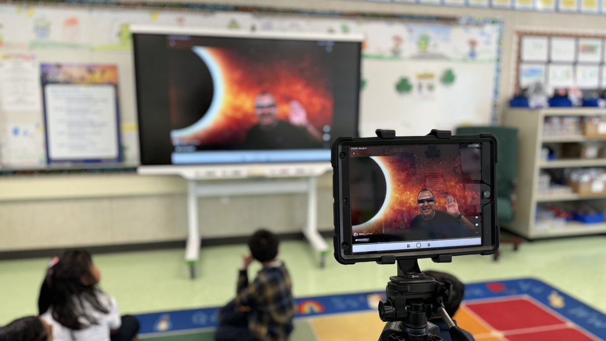 🎲But wait there’s more! Yes more! We used the @MicrosoftFlip App on our iPad to have our TK+K friends experience the solar glasses as well! 🕶️☄️ #FlipForAll 💚
