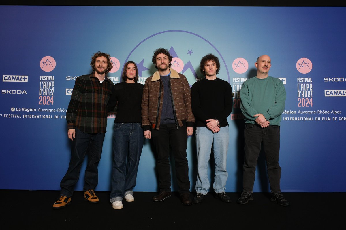 Festivalpedhuez's tweet image. 🎬 Tous en salles ! Sélection Officielle #FAH2024
 Ne manquez pas la sortie du film NOUS, LES LEROY, Grand Prix du dernier Festival de l’Alpe d’Huez ! La première réalisation de Florent Bernard, portée par Charlotte Gainsbourg et José Garcia est à découvrir au cinéma dès demain !
