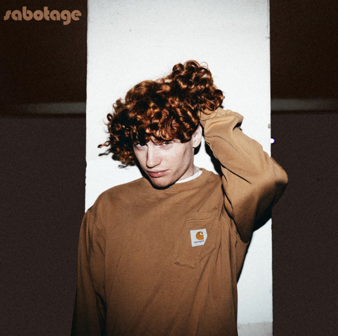 NEW MUSIC NOW! Breakthrough singer-songwriter-producer and #TikTok star @MichaelAldag12 is back with “Sabotage.” The new single is a taste from his upcoming album Sorry About Everything set to be released next Friday.