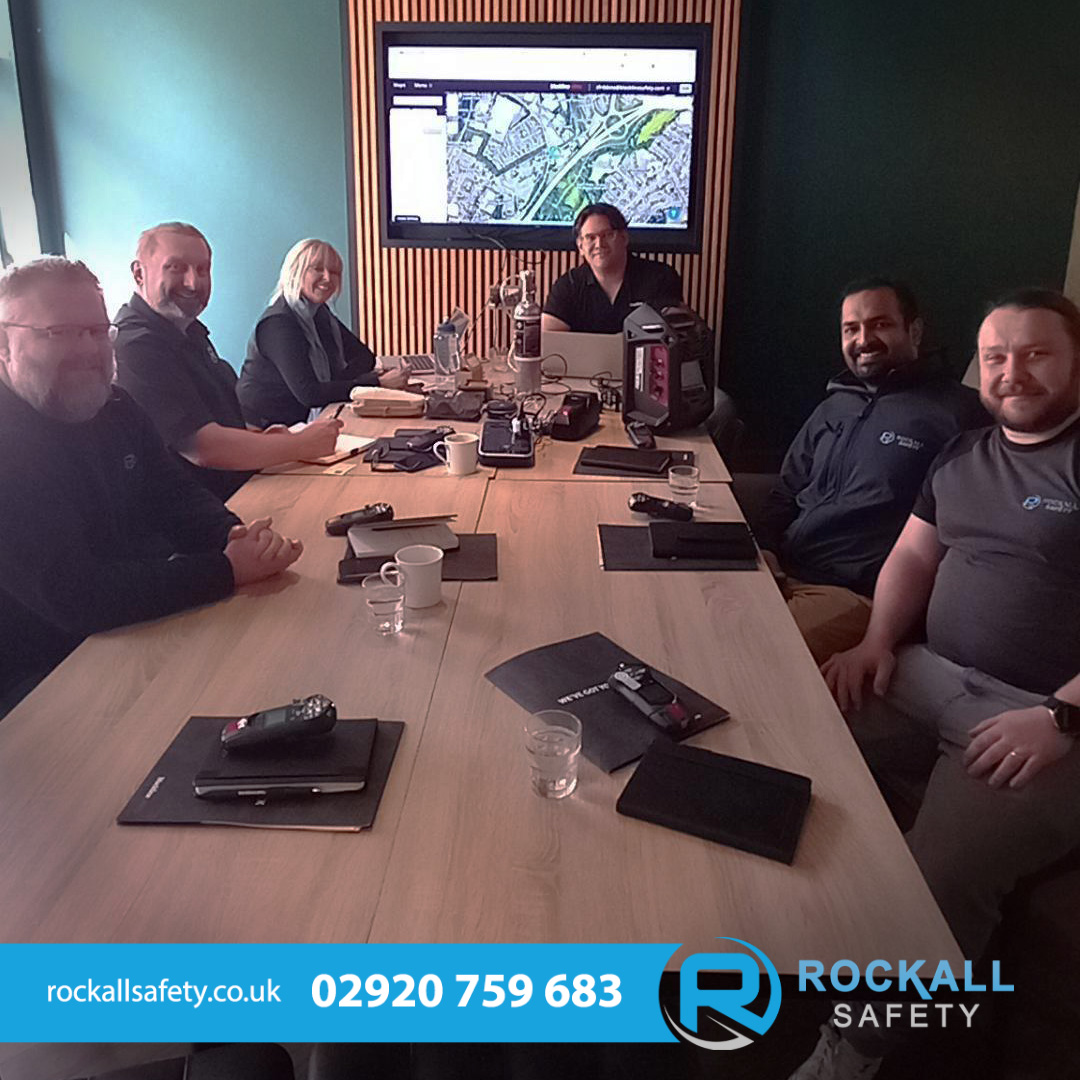 Thank you to Blackline Safety, in particular John Cornell for providing our team with the most up-to-date training on the EXO G7's and G6's

For more information on the G6 and G7, click here rockallsafety.co.uk/product/blackl…

#blackline #gasdetection #gasdetector #fixedgasdetector