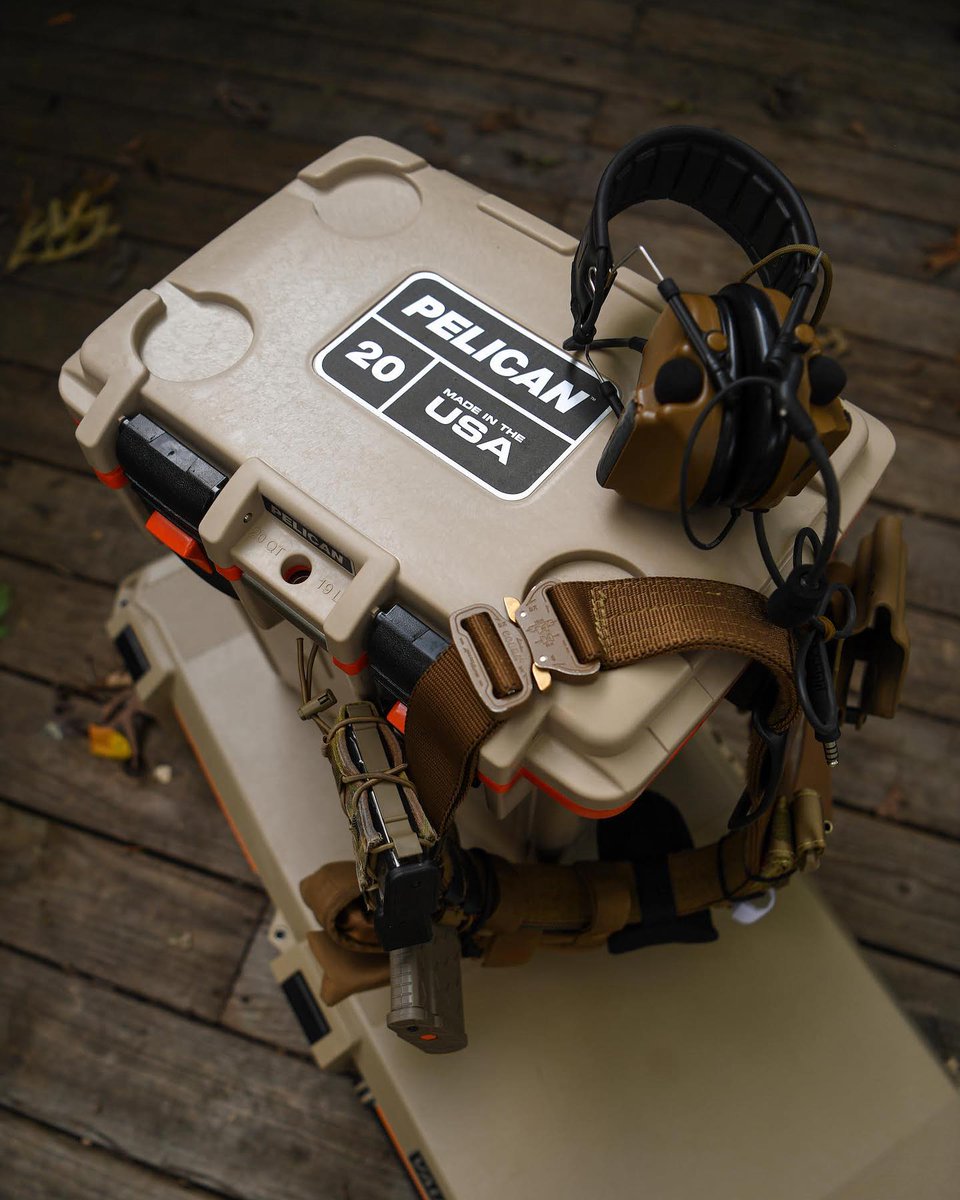 Cooler + Case Gear Loadout! 📸corbanlundborg 
Matching 20QT Cooler and Vault Rifle Case, both in Desert Tan.
#PelicanCoolers #AdventureReady
