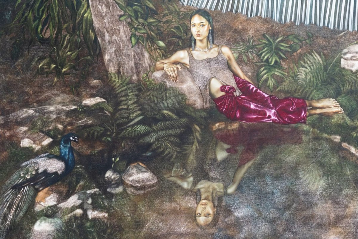 icamiami's tweet photo. #RecentAcquisition ✨ In Nina Molloy's “Nang Ta-Khian,” Molloy depicts a female water spirit popularized by Thai folklore. The spirit lays against a rock at the bank of a body of water among a lush landscape with a symbolic peacock in the left foreground.
https://t.co/GCl6VZGKWj https://t.co/txAHFGjJ5L