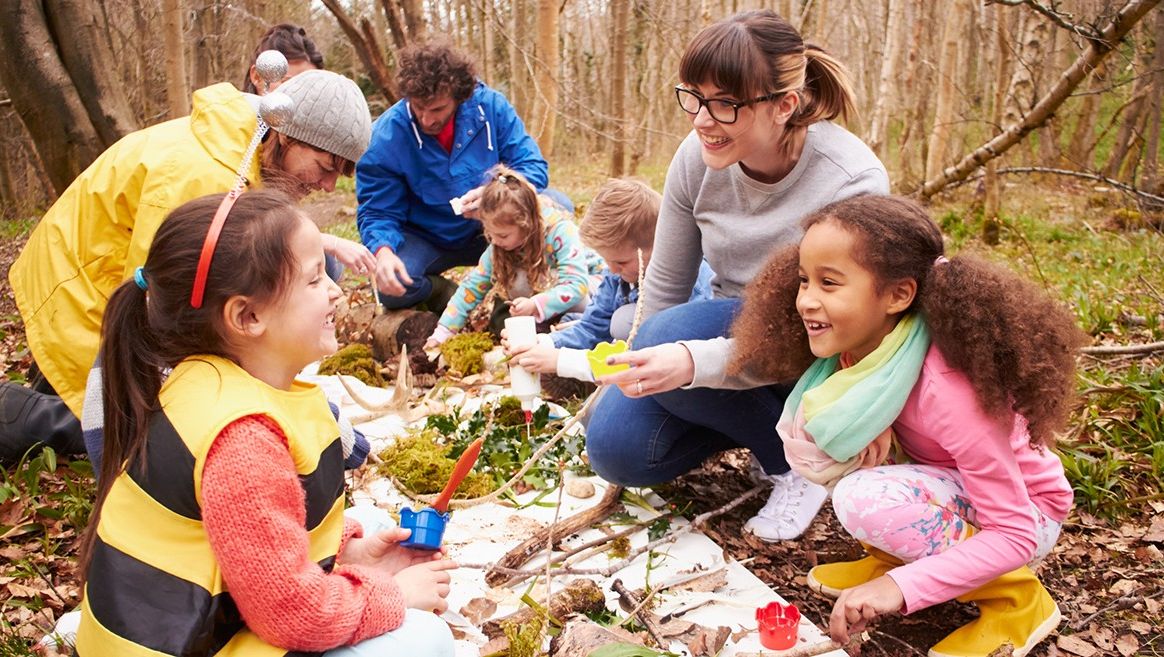 GoodinGrain's tweet photo. Taking your students outside is a great way to teach them about agriculture and the environment, and fresh air is beneficial to everyone's mental health. 🌞 Find out more to start teaching outside!
=> https://t.co/bGgeWsrvd1 #OntarioGrains #OntarioTeachers #TeachingOutside https://t.co/sybKTf3lmT