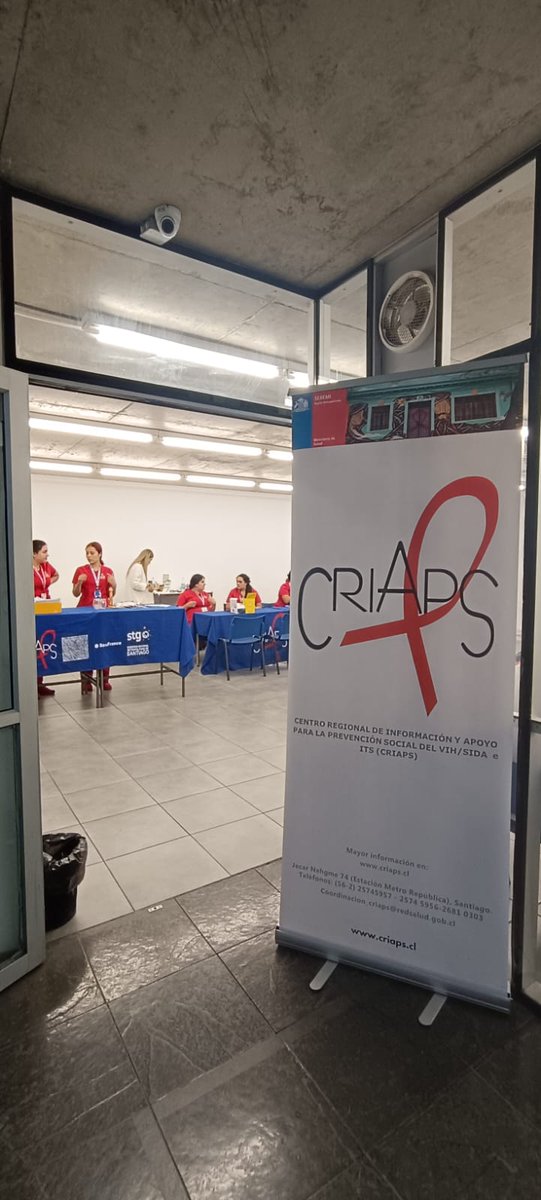 SeremiSaludRM's tweet photo. Nos encontramos en @AIEP Campus Santiago, por el Día Mundial de la Salud. Realizamos  operativo de test rápido de #VIH  hasta las 14:00. Durante el operativo nos apoyan estudiantes de Obstetricia 🏥🏥. 

#CRIAPS 
#HazteElTest https://t.co/5niws2WzPA
