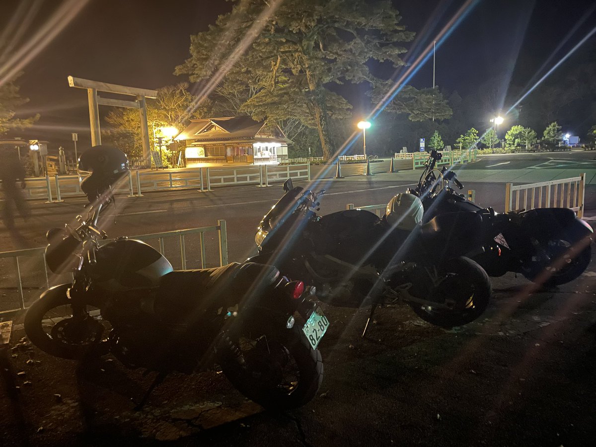TA_01007's tweet photo. 次の日仕事でも走るぜ!
楽しかった🤣
#HONDA #cbr600 #cbr600f4i
#pc35 #cbr #600cc
#hondacbr600 #supersport
#ツアラー #大型ミドル #ホンダ
#ツーリング仲間募集中
#バイクのある風景
#バイクのある景色
#バイクのある生活
#バイク乗りと繋がりたい
#ナイトツーリング #ナイツー https://t.co/QBy1fe3UDj