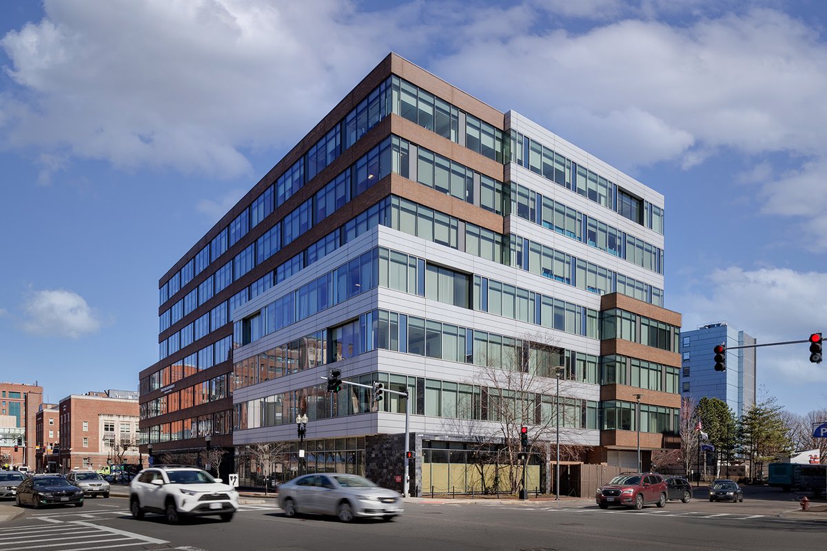 Today's #Featured Story: Boston Medical Center Completes Major Renovations to Crosstown Building wp.me/p4tBdc-TiP #bostonmedicalcenter #construction