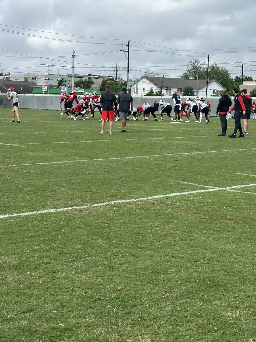 Had a great time @UHCougarFB this morning. I look forward to being back soon! #GoCoogs 🔴⚪️ @JayGirdner @CoachShawnBell @FB_Sunnyside @BDammone @StatZ_G