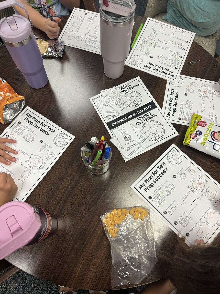 Prepping for success tomorrow on STAAR! These 4th graders are going to do fantastic tomorrow💙🐺🫶🏼