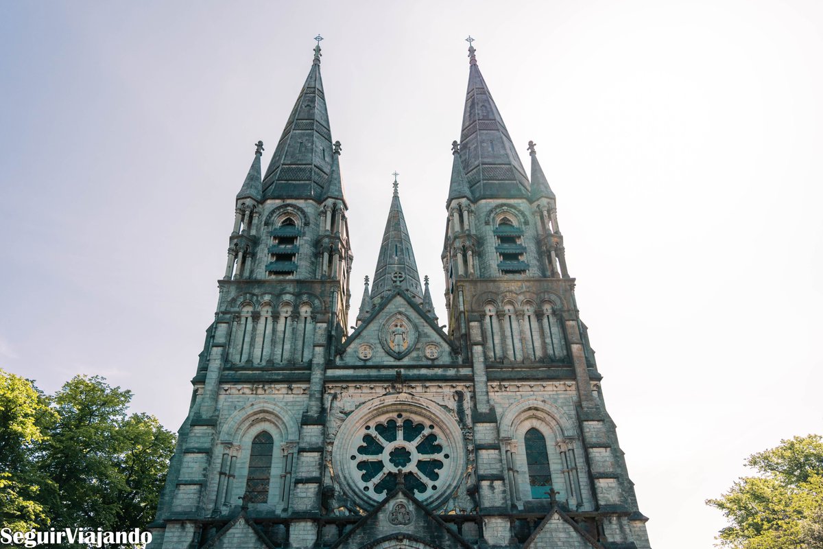 Uno de los imprescindibles de Irlanda es Cork, ubicado al suroeste de la República de Irlanda en una pequeña isla por cuyos lados discurre el río Lee.
seguirviajandoblog.com/que-ver-en-cor…