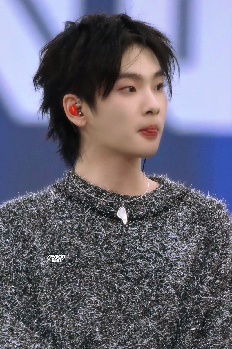 240330 HQ

<a href="/zhouzhennanV/">VvvVvV周震南</a> 

#周震南 
#zhouzhennan
