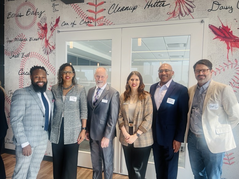 CortexSTL's tweet image. Thanks to our #MOTechFirst partners for an enlightening panel on tech workforce innovation!  @kieranblanks, our VP of Wrkfrce Systems; Juanita Logan @wwt_inc; Steve Martak @PerScholas; Leah Freeman @launchcode; Kendall Norris of Consol USA &amp;amp; Dougan Sherwood of GCC. #STLTechWeek