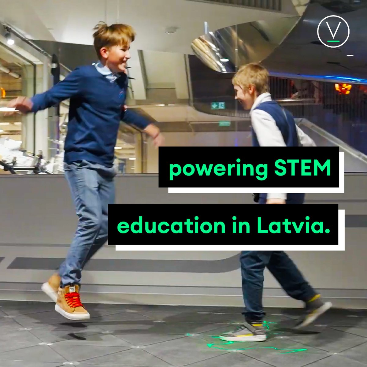 The largest kinetic floor in Europe?! 🚀 The Cesis Space Centre is educating the minds of tomorrow with Pavegen tiles. Generating renewable energy to power STEM learning and turning their centre into a living, breathing classroom 🔬 What would you do with this energy? 👞 ⚡