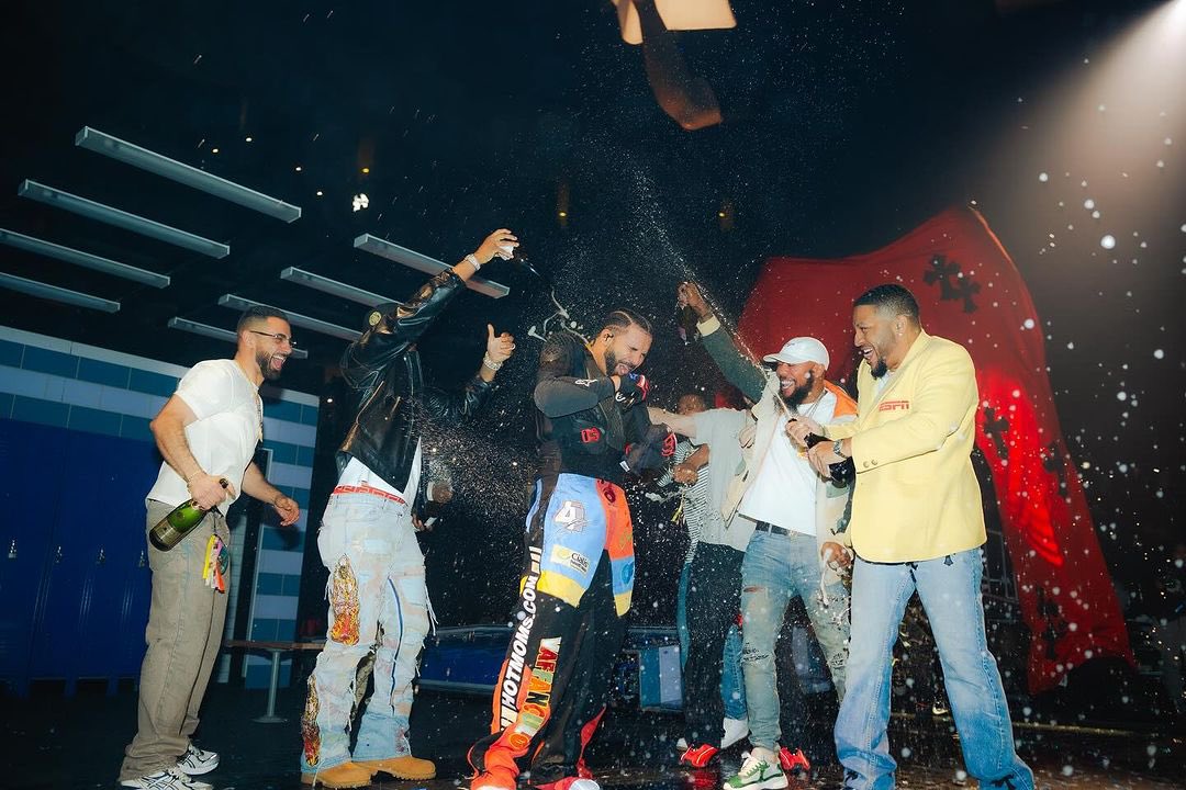DrakeDirect's tweet photo. A toast to the greatest rapper alive https://t.co/U1Tp9D6gd6