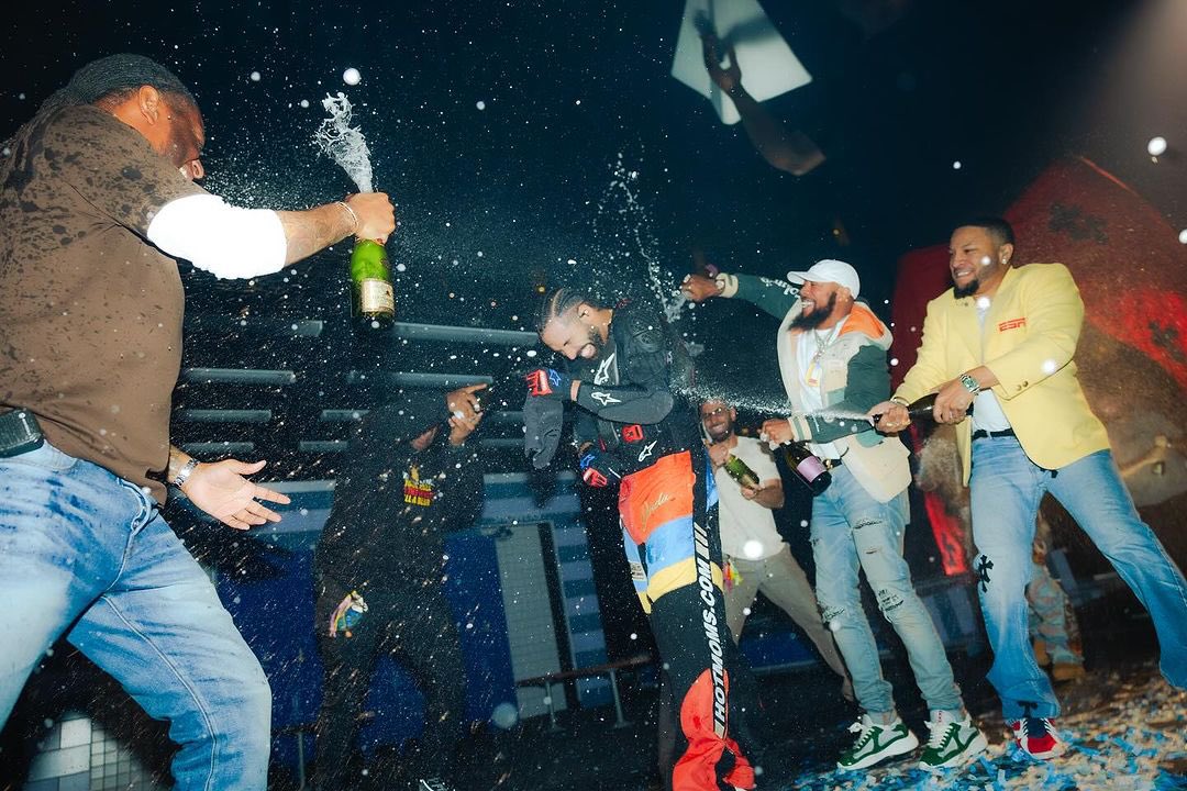 DrakeDirect's tweet photo. A toast to the greatest rapper alive https://t.co/U1Tp9D6gd6