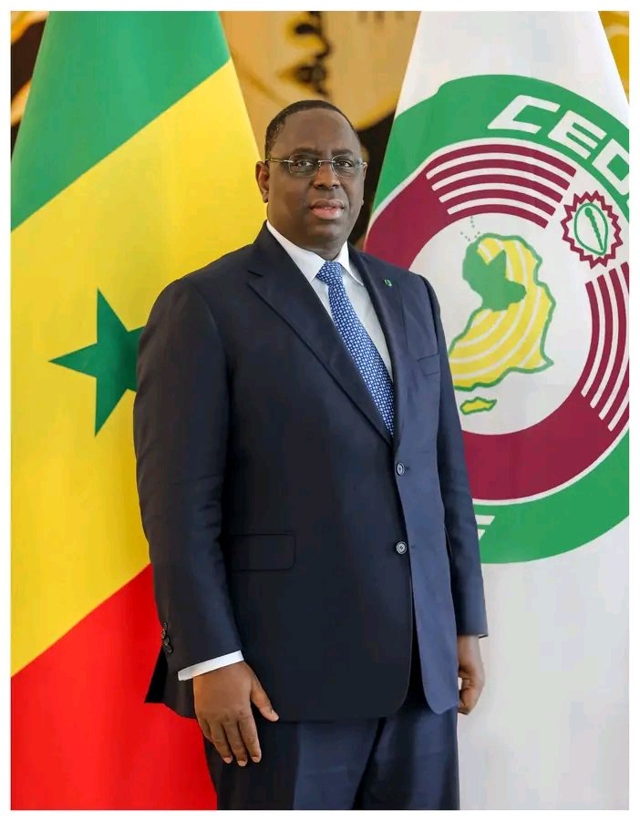 Mon bonjour au plus grand président de l'#Afrique ❤️❤️❤️. Je lui renouvelle mon engagement et ma loyauté indéfectible. Malick GUEYE, bouclier du Président @Macky_Sall @PlanPse @amadou_ba_ #Kebetu #Eclipse2024 #Senegal #Tweet #SONKO #diomaye @Kebetubot #share #pastef @BBYSenegal