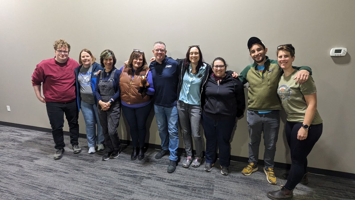 We got (a lot of) the gang together! Sabra, Laura, Pasha, and Rocky visited HQ this week to organize and prepare for Tour of the Battenkill and Ride The Rockies! On deck to help out are Jared, Kara, Anne, Matt, AP, and Erica!

🚲 ridetherockies.com
🚲 tourofthebattenkill.com