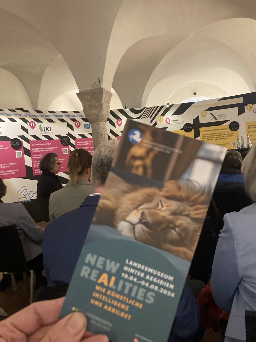 Ausstellungseröffnung im Landesmuseum, wenn es um KI geht bin ich gerne dabei