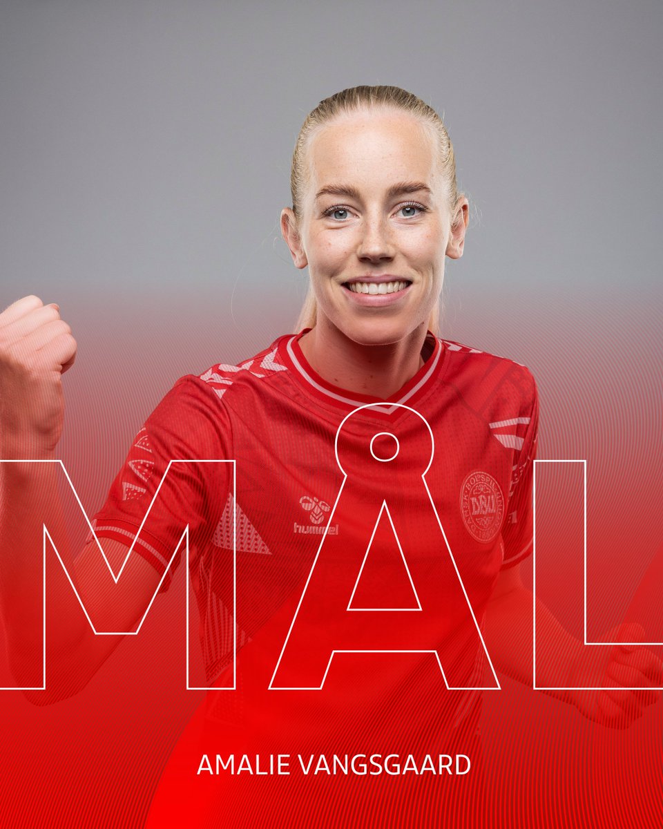 MÅÅÅL! VANGSGAARD! 🤩 Amalie Vangsgaard header os på 1-0 efter et hjørnespark! 🇩🇰 Sådan! 📸 @fbbillederdk #ForDanmark #WEURO2025