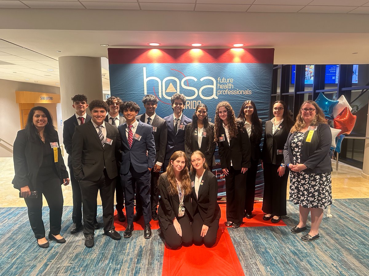 CarrollwoodDay's tweet photo. Our #CDSPatriots rocked the 2024 HOSA State Competition! π Congrats to Alice, Catherine, & Bhuvi for their amazing wins and to our incredible students who participated! @hosafhp
π Read more about this inspiring accomplishment: https://t.co/mLcNMWWItt https://t.co/c9whLswKSk