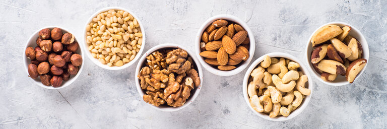 Our tasty range of nuts, seeds and dried fruits are great for snacking, whether it be popping them into your kid’s lunch box or enjoying them with drinks with friends #topsnacking #healthysnacks #snacks #nuts #nutlovers #californiagourmetnuts