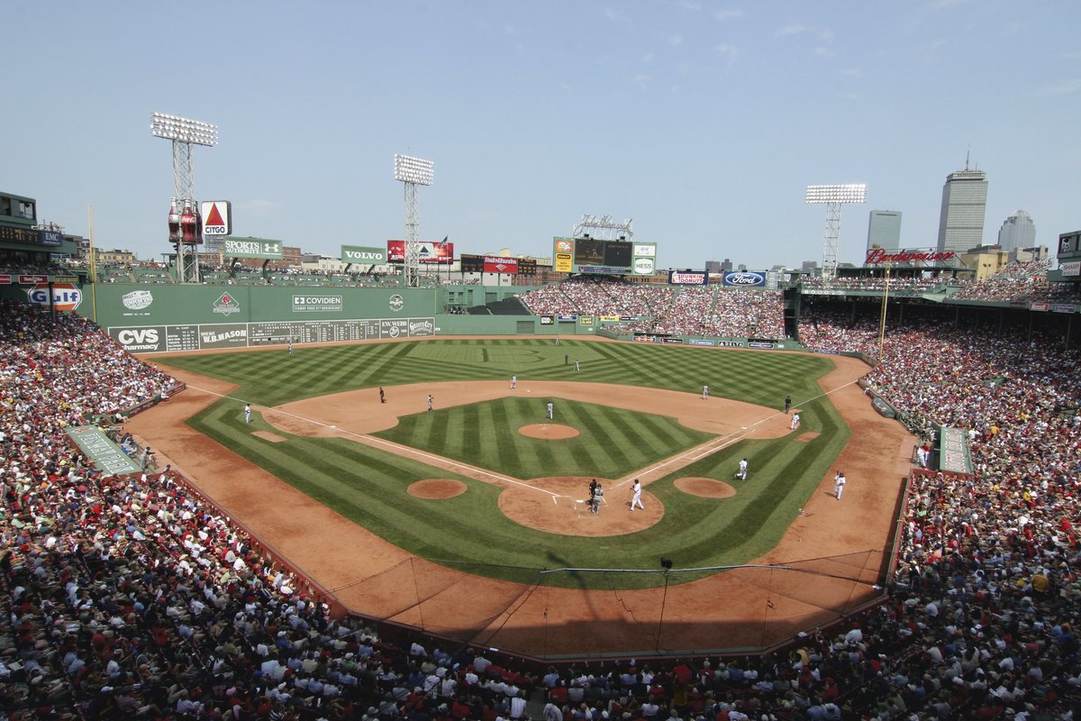 Meet Charles E. Logue, the #irish #immigrant from #Derry who built #Boston's #fenwaypark in 1913, still the most iconic #Baseball park in America. #RedSox #HomeOpener @RedSox @fenwaypark @VisitDerry @MLB irishboston.blogspot.com/2024/04/meet-i…