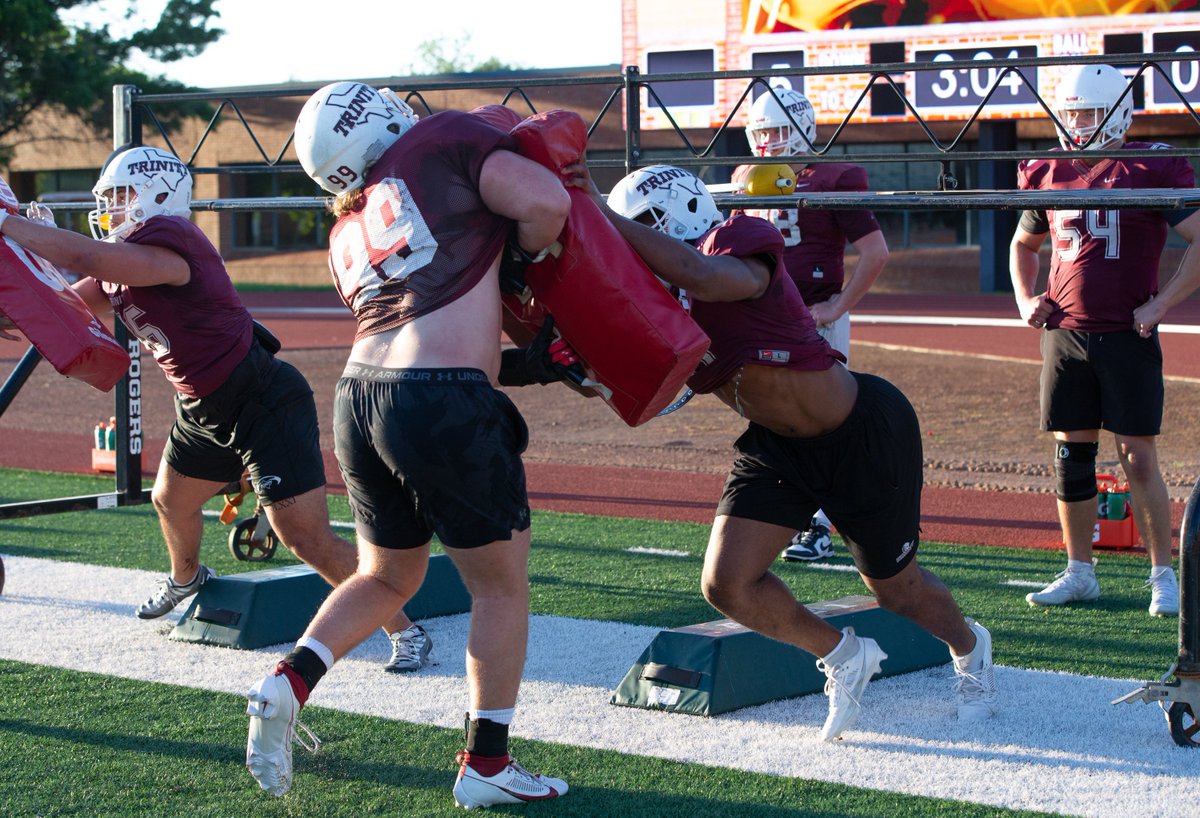 Standard chasing 🧳

#BTS #PTC #TFM