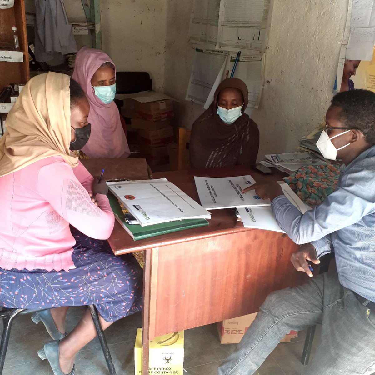 'Knowing that I am contributing to cutting back deaths and illness from malaria in my community gives me joy.' Here’s how #HWHero Tigist is working to #EndMalaria with @PMIgov and @USAIDEthiopia: medium.com/usaid-2030/hun…