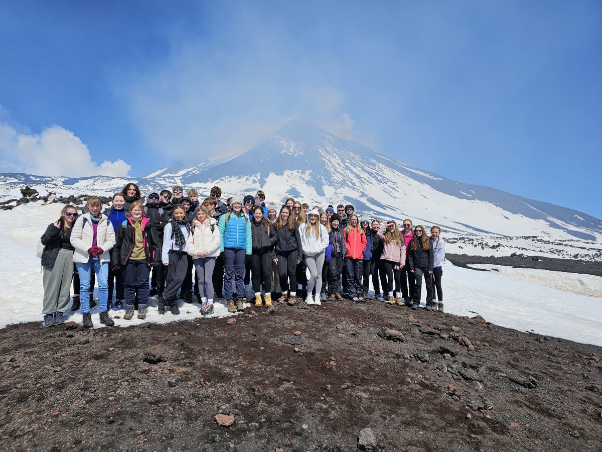 40 Geography students explored Sicily's treasures with Mount Etna as their guide! 🗻 From ancient lava flows to mastering pizza-making, their journey was filled with unforgettable moments. #SicilianAdventure #MountEtna #CulturalExploration