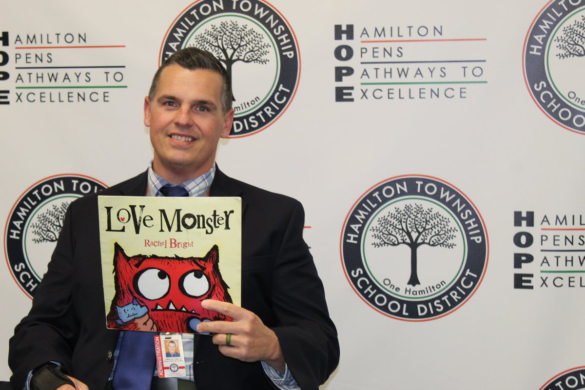 📣 TODAY in Hamilton! Autism Acceptance Read Aloud Day at HTSD! 📚 Director of Administration @HTSDSecondary read 'Love Monster'📘 Tune in LIVE today ➡️ youtube.com/live/WySZVxfvF… #HTSD #HTSDpride @ScottRRocco @LauraGeltch @HTSDCurriculum @HamiltonTwpNJ