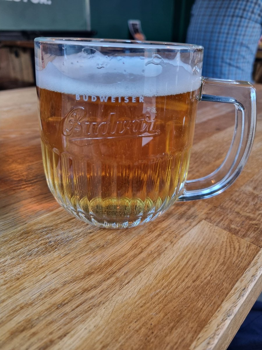 A few pints of Budvar before the massive game tonight love the Scottish stores kings cross @Arsenal