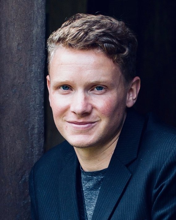 Making a welcome return for our concert this Saturday is tenor Ruairi Bowen, who sang with us at our Messiah in December. This time it’s for Rossini’s beautiful Petite Messe Solennelle at @stswithun, #EastGrinstead @ 7pm. Tickets on the door or here: egcs.co.uk/upcoming-events