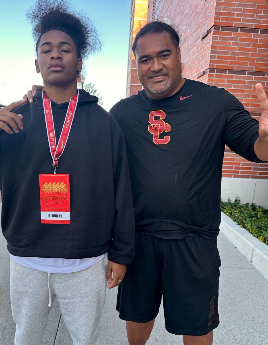 #AGTG had an Unofficial Visit this morning at @USC @uscfb @USC_Athletics and after an inspirational meeting and an unforgettable conversation with @LincolnRiley @CoachNua @Coach_Entz @coach_henny @USC_Athletics @On3USC I am PROUD TO ANNOUNCE that I have OFFICIALLY received my…