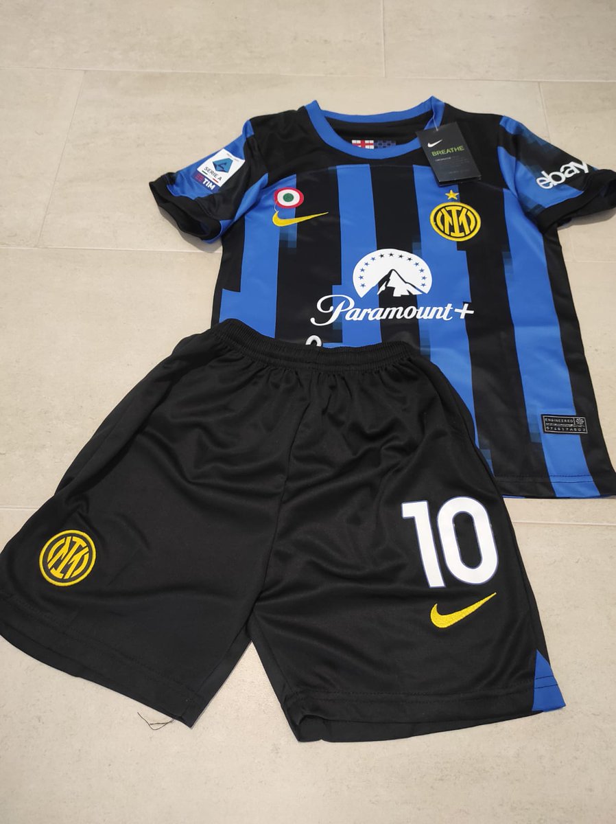 TSBalompie's tweet photo. ⚽️⚽️⚽️ HOLA AMIGOS ⚽️⚽️⚽️ Nos ponemos el modo top y os traemos lo mejor para vuestros regalos. Animaros y hablarnos por MD 📩 EQUIPACIONES TOP 💣🔥 https://t.co/uN51KylYII