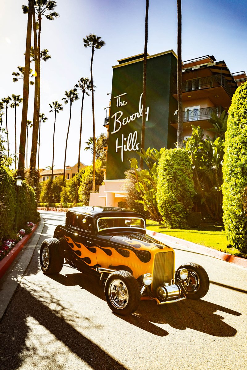 Mark Dixon is given a tour of Beverly Hills by long-time resident (and even-longer hot rod enthusiast) Bruce Meyer in the May issue. This flamed, big-block Chevy V8-powered '32 Ford hot rod was his ride for the day: bit.ly/Octane-251 📸 Evan Klein