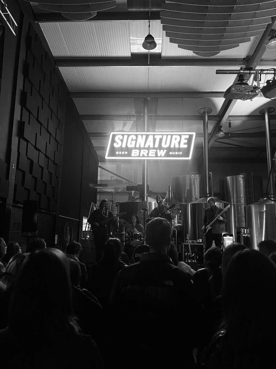 We forgot to thank you all for coming down to our bank holiday show at @SignatureBrewBH Class venue, unreal support and even better crowd! Love you all ❤️ @candarband @mylesmorganuk back at @nave_studios this week working on album two. Keep the faith ✊
