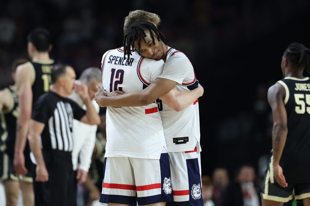 My dad told me that this moment stuck out for him. Thanks for capturing it, <a href="/Ian_Bethune/">Ian Bethune</a>.