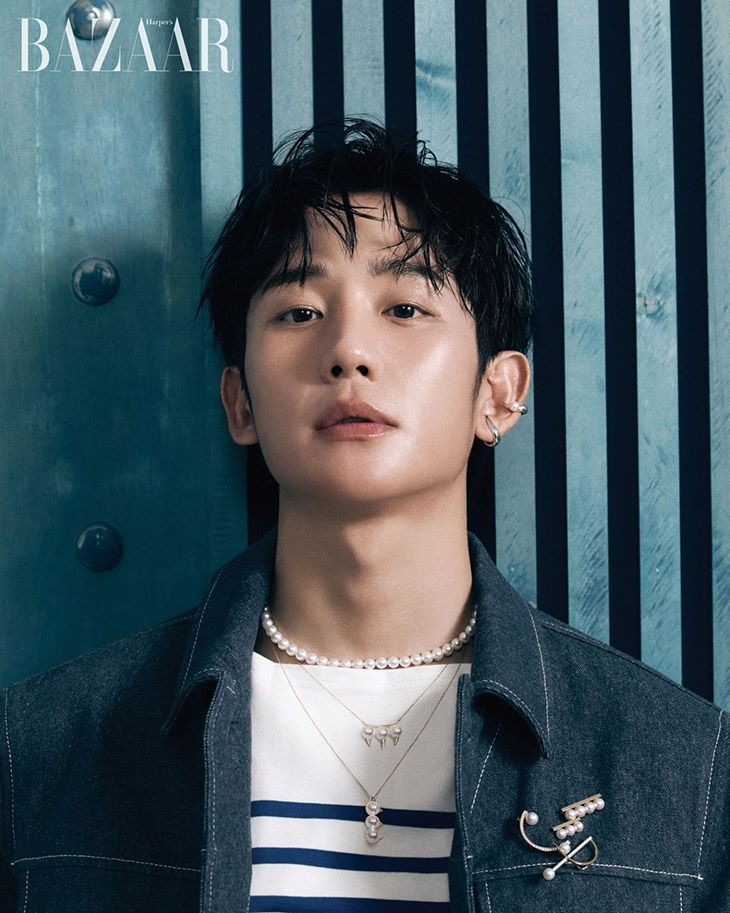 Holyhaeiinn's tweet photo. BAZAAR Edition with #정해인 https://t.co/Xu8o92IxAR