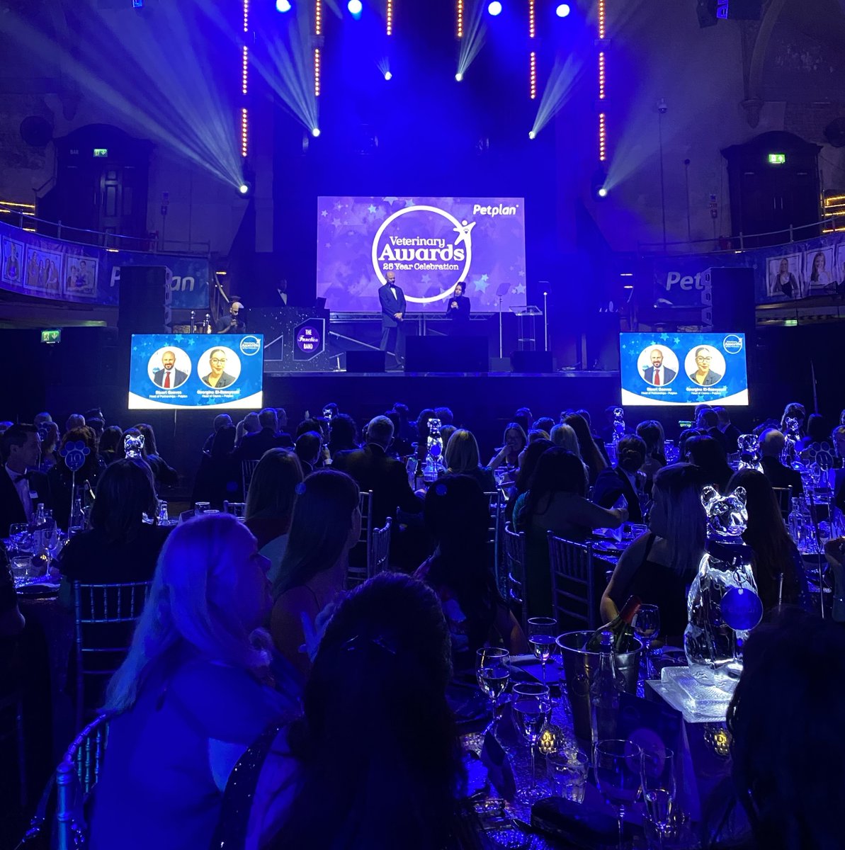 What an incredible evening! ✨ We're delighted to announce that our fundraiser at the @PetplanUK Veterinary Awards raised nearly £2000 for #Vetlife. A heartfelt thank you to everyone who contributed, and special gratitude to Petplan for their continued support.