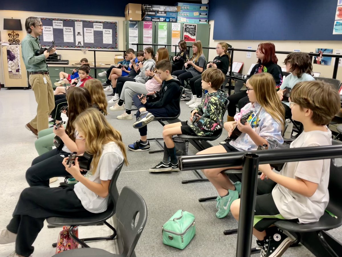 Mrs. Grandstaff tweet media