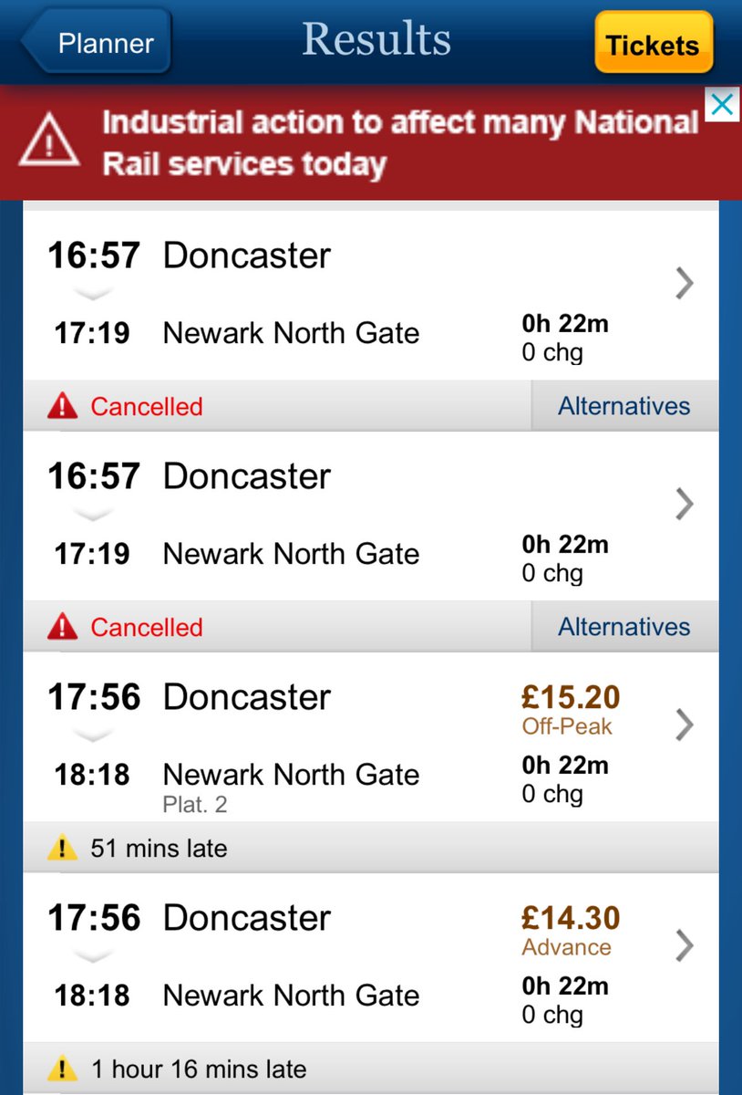 Impressive that my 17:56 train is simultaneously 51 mins late AND 1 hr 16 mins late 🙈 @lner
