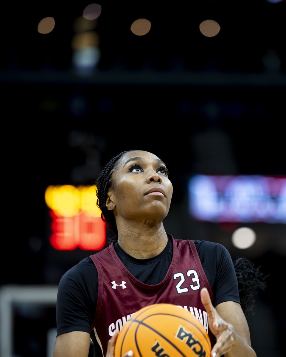 _TylerRuth's tweet image. 04.06.24

Grateful to have been selected to attend @ncaaphotos  Women&apos;s Final Four Workshop. Thanks to @ClarksonCreativ, @thinktank, and @CanonUSA for providing me with this opportunity.