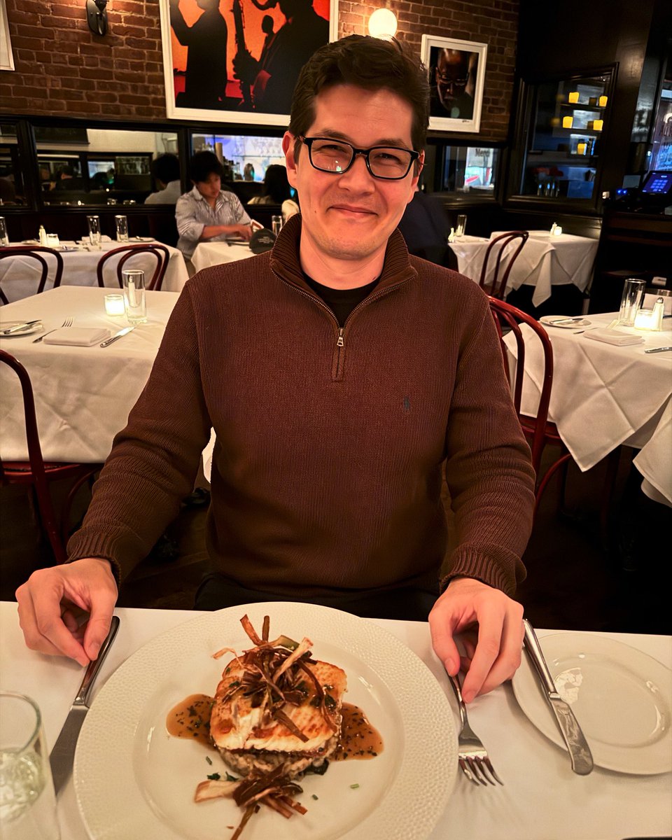 Portrait of our very dear guest James enjoying a @mannysbistrony pan-seared wild Atlantic halibut on a bed of porcini mushroom risotto with a drizzle of truffle oil & crispy fried leeks. It’s our fish special right now — come in & try it. Bon appetit! 🍽️
#mannysbistro #fish #nyc