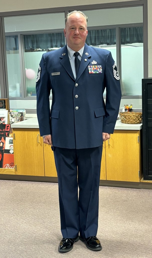 4th Quarter starting today!  The Tech Center new class, Intro to Military careers starts today!  Senior Master Sergeant Steven Mountz stand ready to teach it!