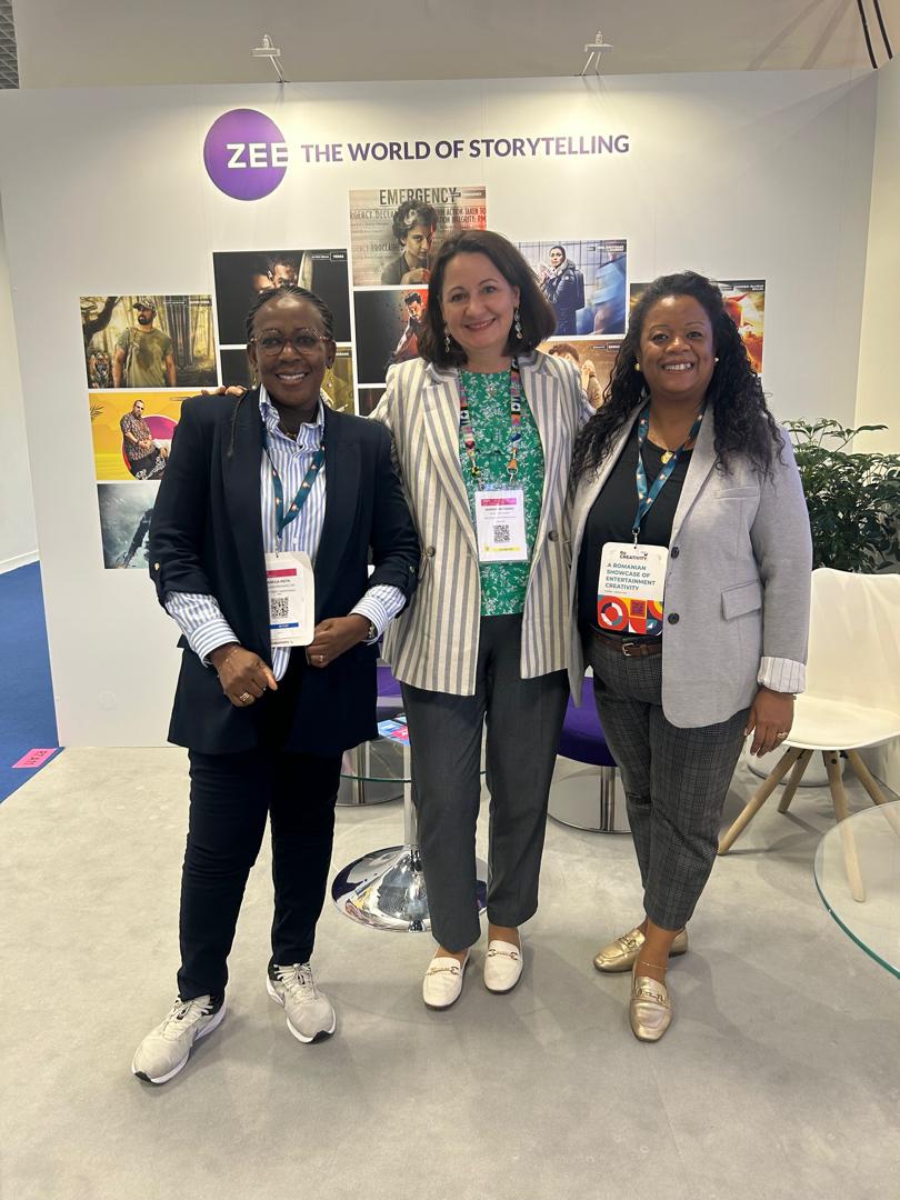 #MIPTV J2 : Notre équipe est à pied d'œuvre pour vous dénicher les meilleurs contenus audiovisuels !

Suivez-nous pour découvrir les coulisses du marché et les dernières tendances du secteur.

#Miptv #Miptv2024 #CôteOuestAudiovisuel #Mediawan #Content #Production #Vod