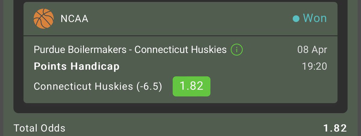 SmileyYYC's tweet photo. @jimrome gotta give @bigheadbets Props. 2 for 3 on #BigHeadBets
Winning is fun, pimp. 💰 #BringBackThePodcast https://t.co/oQGLLSFhPh